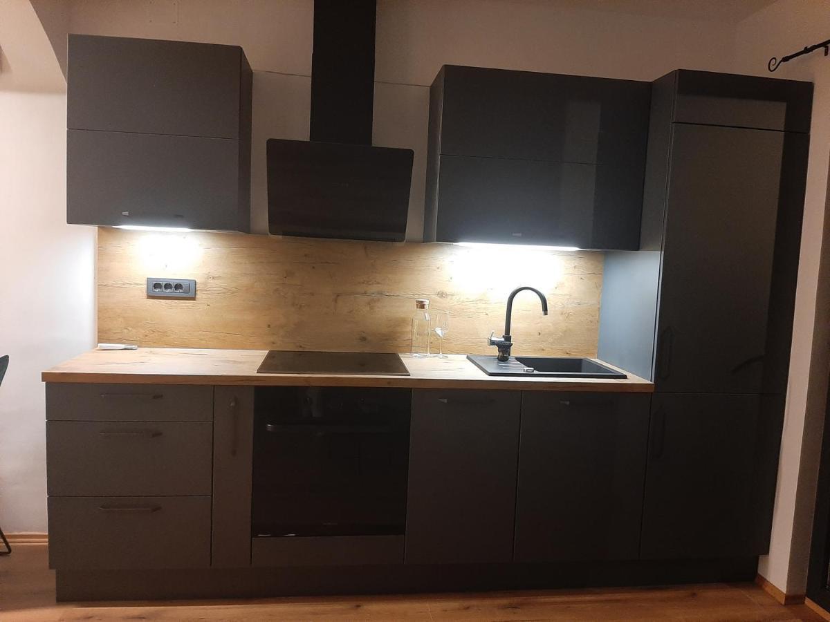 Apartman Mate Lopar Exterior photo